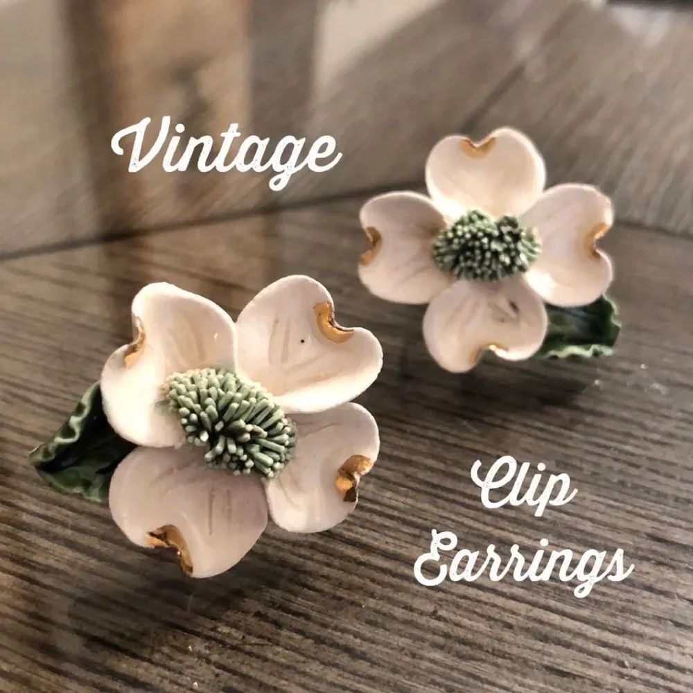 Vintage Porcelain Dogwood Flower Screw Back Clip Earrings Ceramic Flower Earring